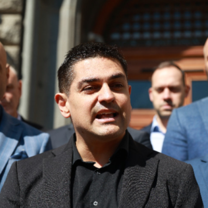 Скандалът с изключването на парламентарната група на МЕЧ от Народното