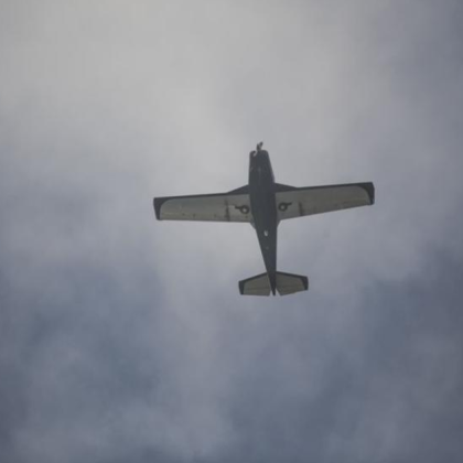 Телевизията на хусите Ал Масира съобщи за въздушни удари по