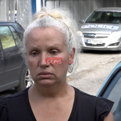 Десетки хора се събраха пред Съдебната палата в Пловдив в