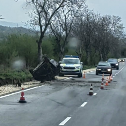 Катастрофа е станала тази нощ в Карловско По пътя за