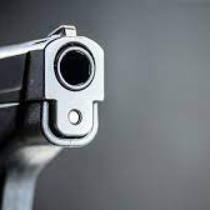 Мъж беше застрелян от полицията в Милтън Кейнс град