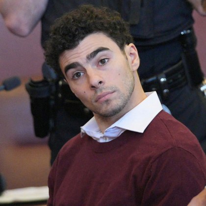 Прокурорите са призовани да поискат смъртна присъда за Луиджи Манджионе