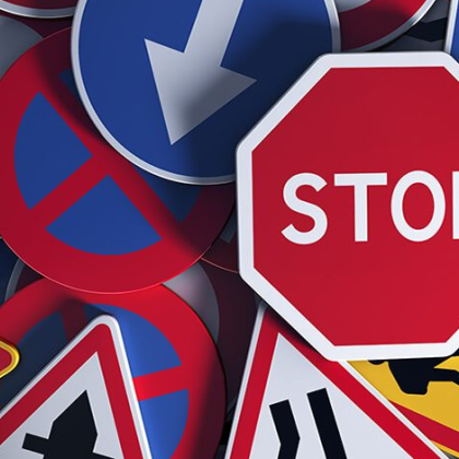 Зомбита напред САЩ Zombies Ahead Появиха се такива предупредителни табели из