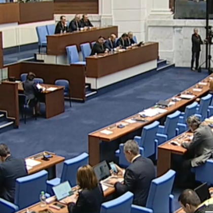 Депутатите в Народното събрание предстои да гласуват вота на недоверие