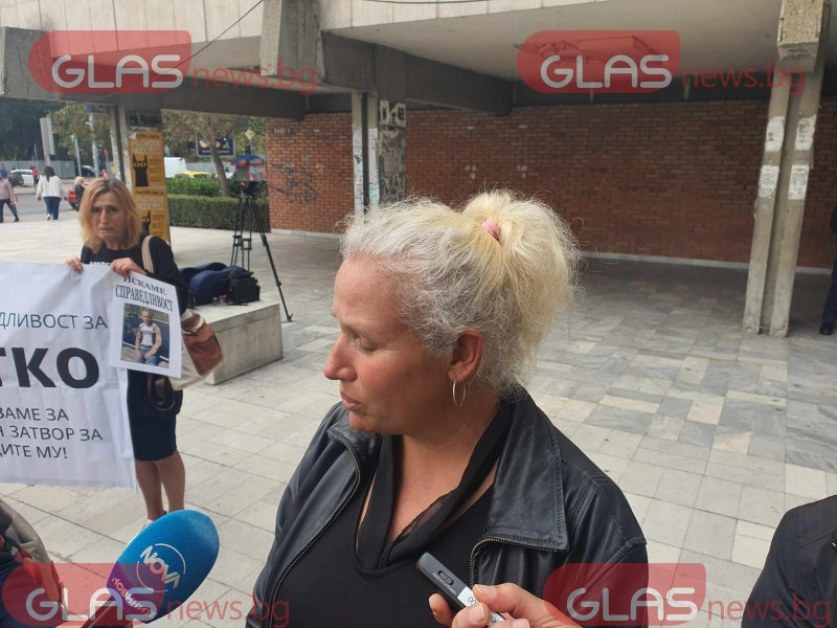 Майката на Митко: Близнаците ще излежат присъдите си като на курорт