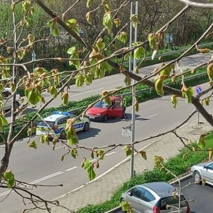 Нелепо нарушение получи мигновено наказание Шофьор пое в насрещното на оживено