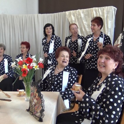 Пролетното настроение в село Ръжево Конаре идва с музика усмивки