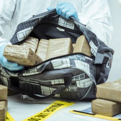 Испанската полиция иззе един тон кокаин и арестува 20 души