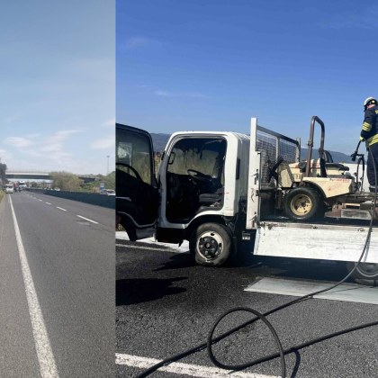 Български пожарникари изгасиха горящ автомобил в Италия съобщават от пожарната В