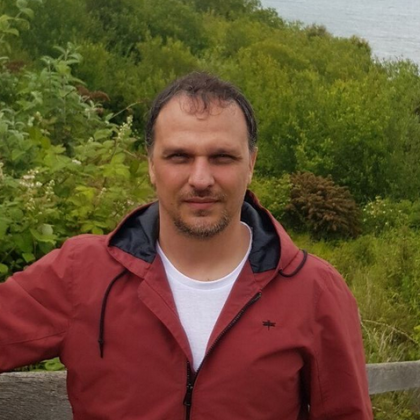 Баща на три деца разказа как е успял да си