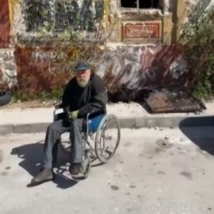 Има задържан за системния тормоз над възрастния бездомен мъж с