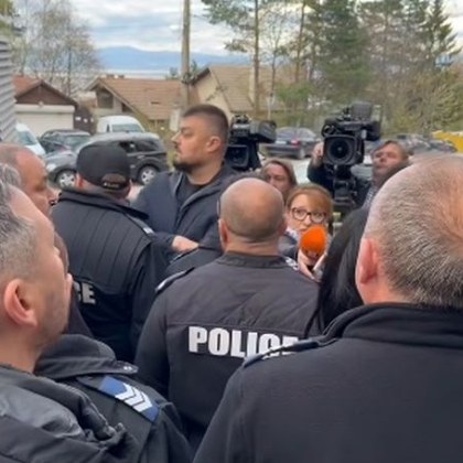 Ахмед Доган се завърна в т нар сараи в столичния квартал Бояна