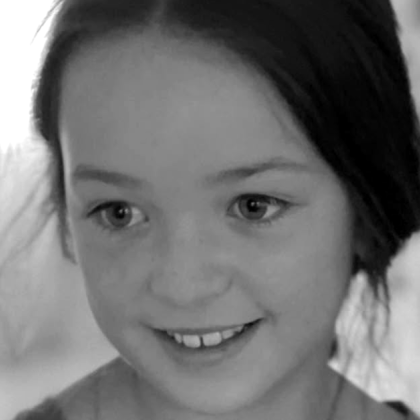 Песен в памет на Сияна разчувства всички на протеста в