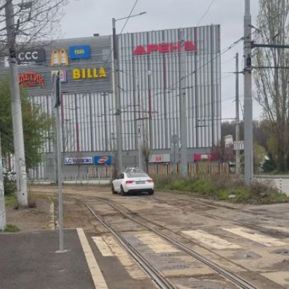 Пътници станаха свидетели на не обичайна гледка в столицата Водач с