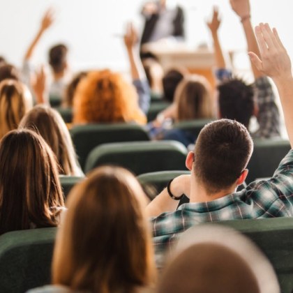 Ще насърчаваме обучението в специалности които имат стратегическо значение за