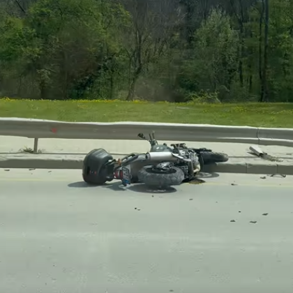 Моторист катастрофира днес в София Инцидентът е станал в близост