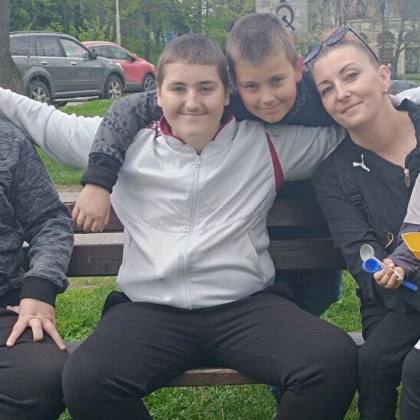 Изписаха 13 годишния Алекс който повече от месец лежа в столичната Педиатрична