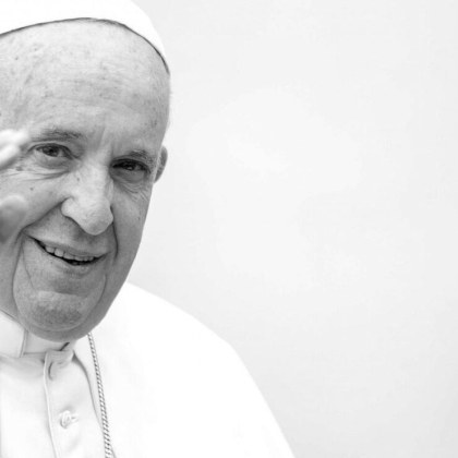 Светът загуби един от най влиятелните духовни водачи на съвремието –