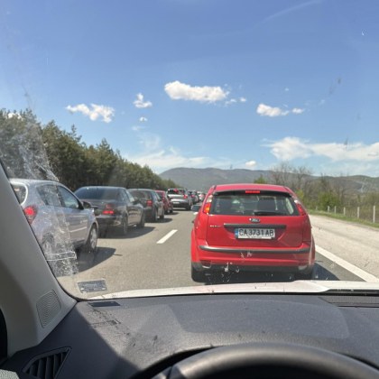 Няколко задръствания са станали на автомагистрала Тракия в посока София Едното