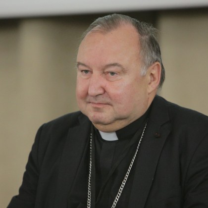 Епископът на Никополската епархия монсеньор Страхил Каваленов ще представли Католическата