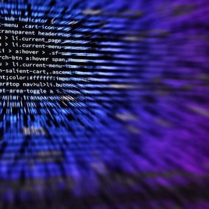 Хакери твърдят че притежават данните на над 100 000 души