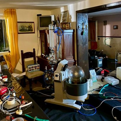 При специализирана операция на полицията и прокуратурата в Бургас миналата