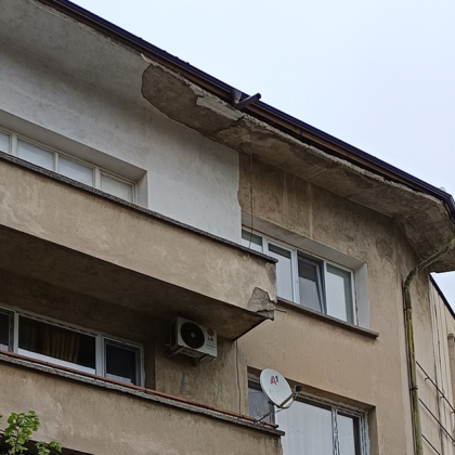 За сериозен проблем с безопасността на обществено място във Враца