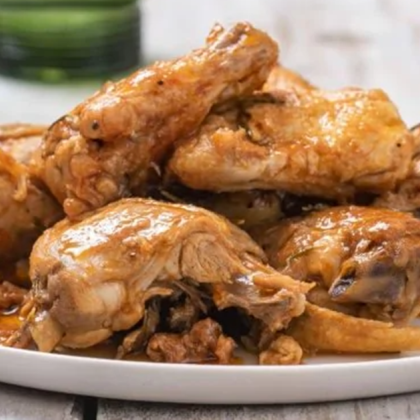 Пилето често е основно ястие на масите за вечеря по