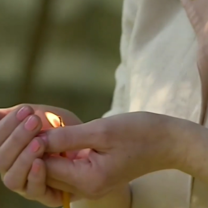 Молебен в памет на двете деца които починаха в началото