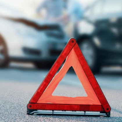 Верижна катастрофа с три автомобила е станала 172 ри километър на автомагистрала