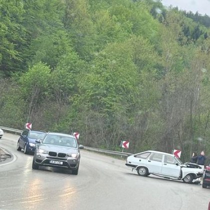 Катастрофа затруднява движението през прохода Прохода на Републиката Хаинбоаз