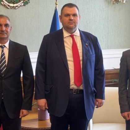 Лидерът на ДПС Ново начало Делян Пеевски прие кмета