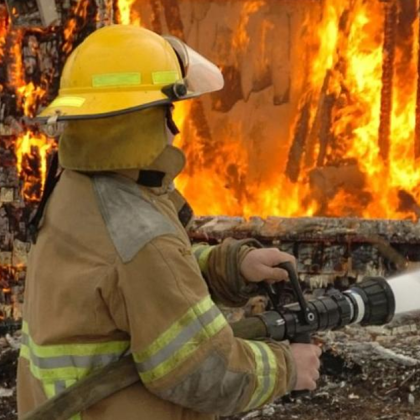 Сигнал за пожар в частен имот в село Песнопой е
