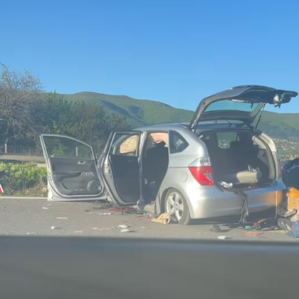 Шофьор се заби в мантинелата на автомагистрала Тракия Инцидентът е