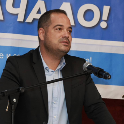 Виждам че темата около скандалното допълнително споразумение подписано от г н