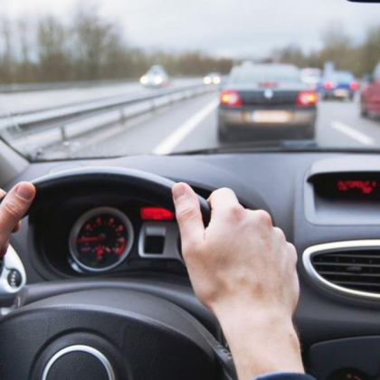 Все по често агресията зад волана се изразява не само с