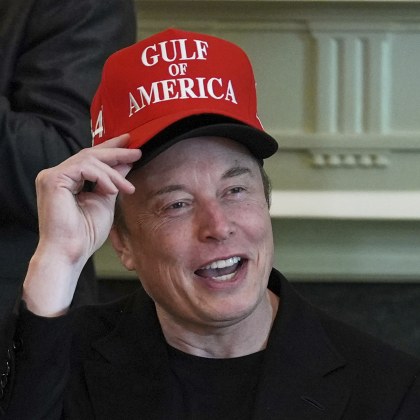 Членовете на борда на директорите на Tesla са започнали търсене