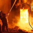 Пожар пламна в стопанска постройка, загинаха животни