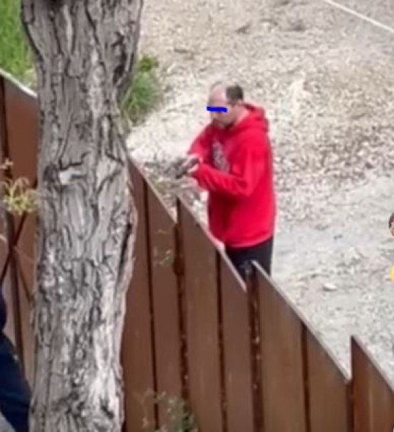 Мъж заплаши с пистолет друг в София ВИДЕО