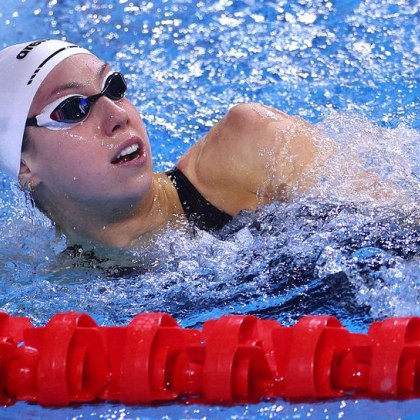 Американката Гретчен Уолш счупи собствения си световен рекорд на 100