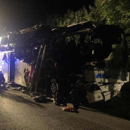 Близо три години след тежката катастрофа с румънски туристически автобус