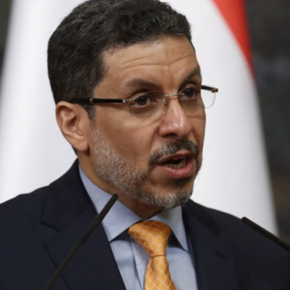 Министър председателят на международно признатото правителство на Йемен Ахмад Ауад бин