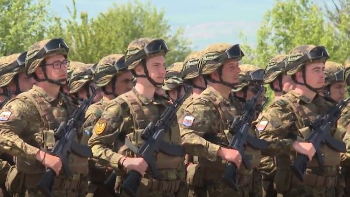 Без наземна техника на парада за 6 май, армията ще покаже най-ценното, което има