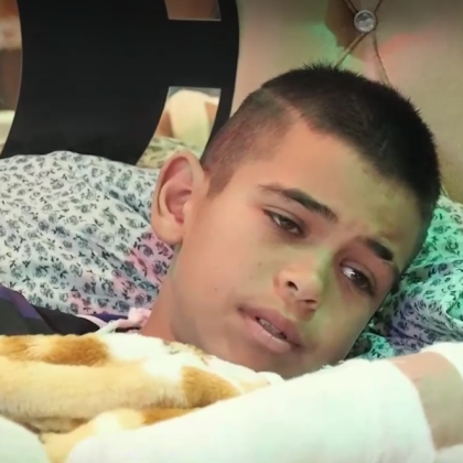 Намерих детето свито до камъните под моста Валеше силен дъжд