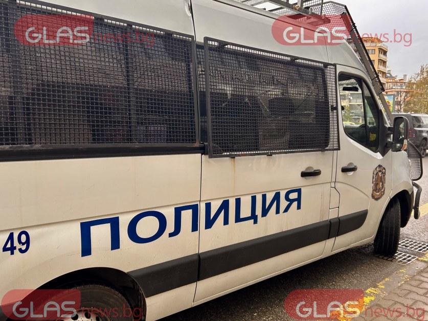 Заловиха лидерът на престъпна група, тероризирала 