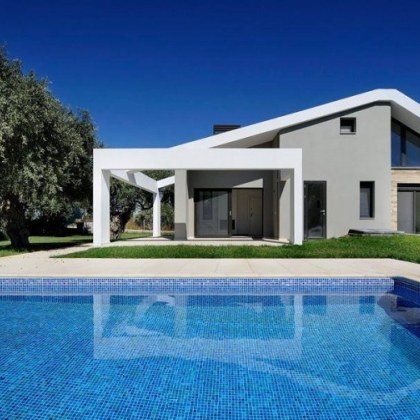 Националната агенция по приходите продължава проверките на българи които са