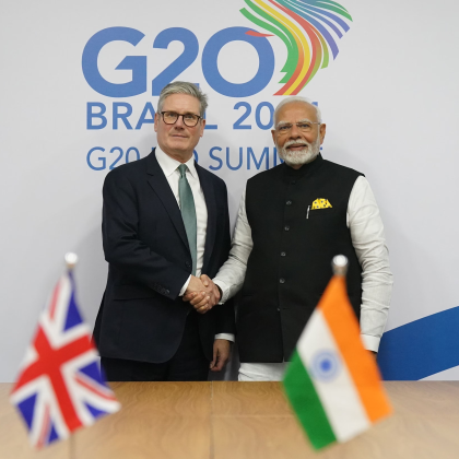 Великобритания и Индия сключиха амбициозна търговска сделка която ще намали