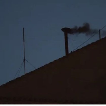 133 мата кардинали събрани зад стените на Сикстинската капела не излъчиха