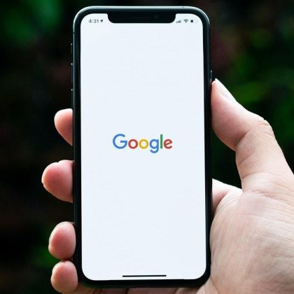 Google представи нов инструмент задвижван от изкуствен интелект наречен Simplify