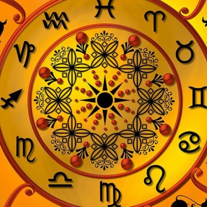 Австралийската астроложка Анджела Пърл смята че финансовите потоци ще започнат